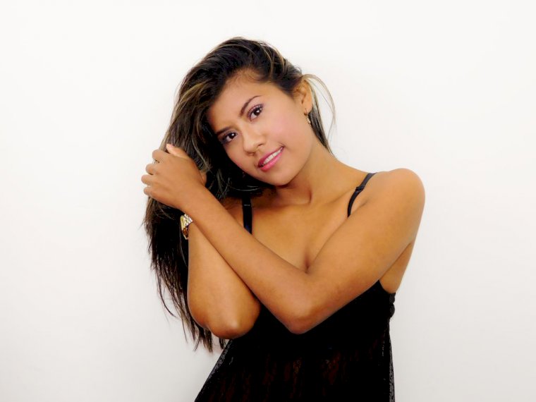 Kellybrunette's profile - Image n°0