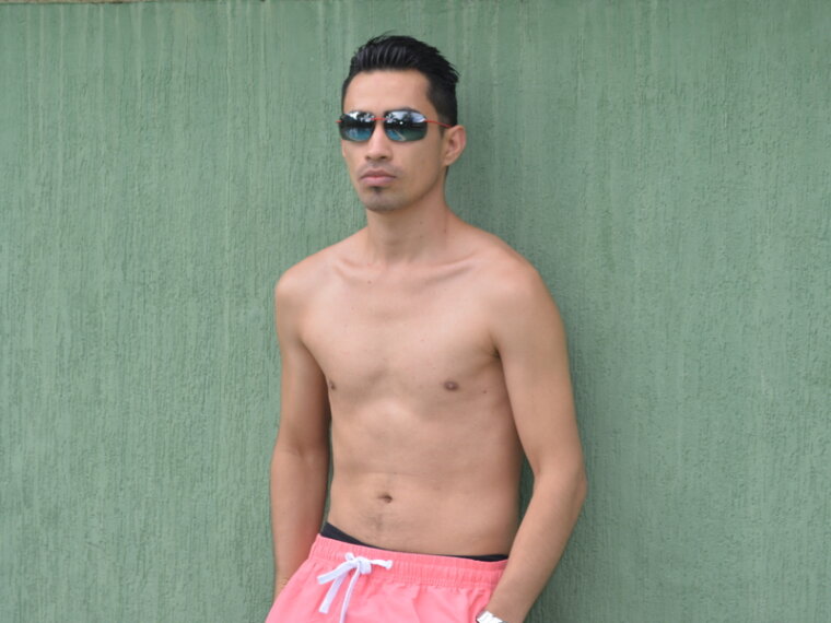 KennethCrush's profile - Image n°1