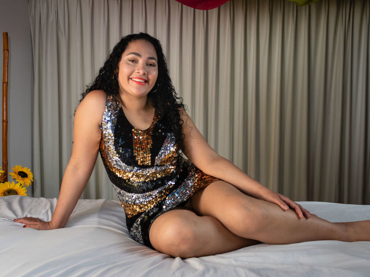 KiaraLorna's profile - Image n°0