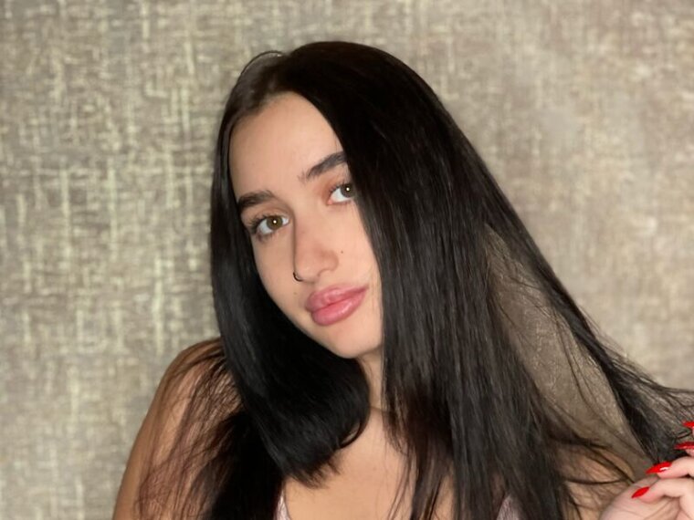 KikkyAdams's profile - Image n°0