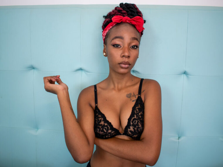 KimberlyBlum's profile - Image n°0