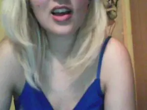 Webcam sex with KimHott