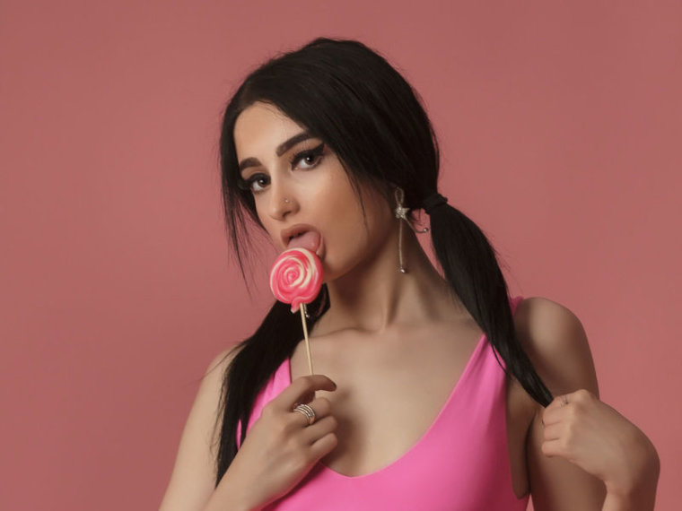 KimmyGene's profile - Image n°0