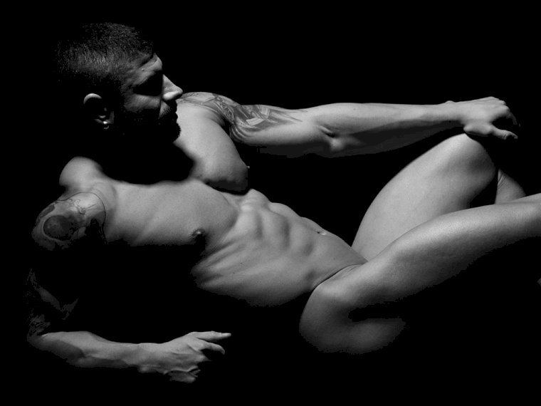 kingofpleasure's profile - Image n°0