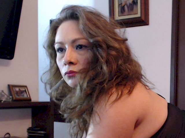 KinkyEva's profile - Image n°0