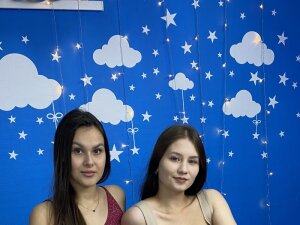 KiraoAndAnika's Sexcam