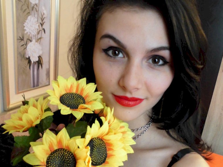 KittyPearls's profile - Image n°1