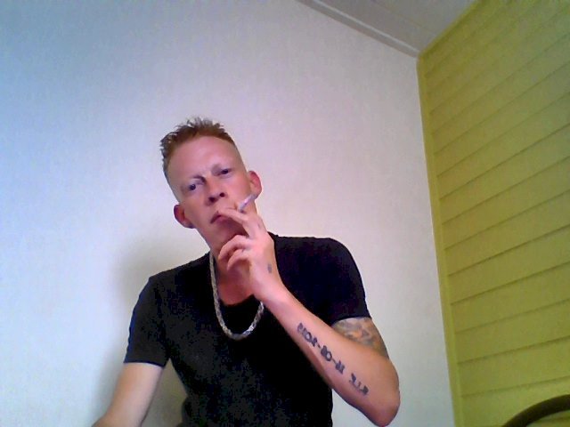 KOEWOUZ81's profile - Image n°1