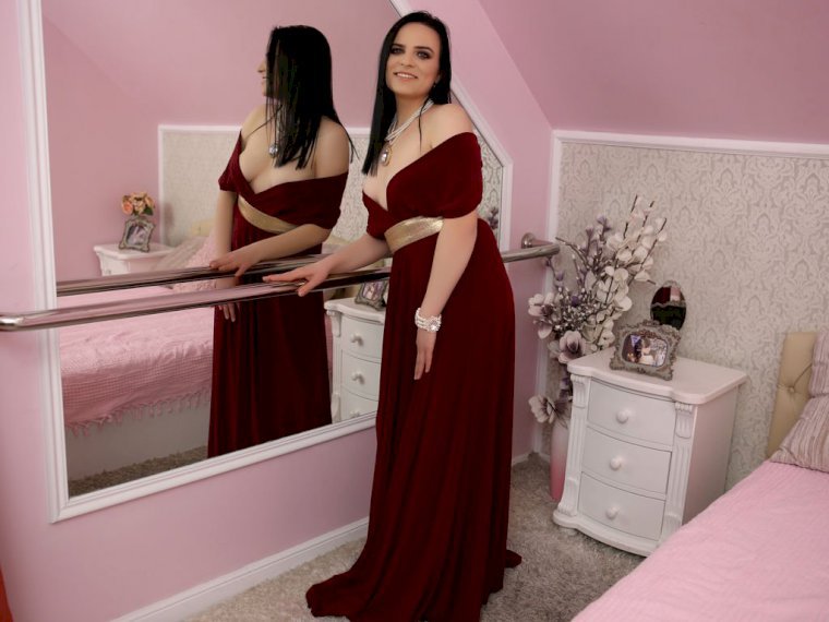 KristenHurst's profile - Image n°0