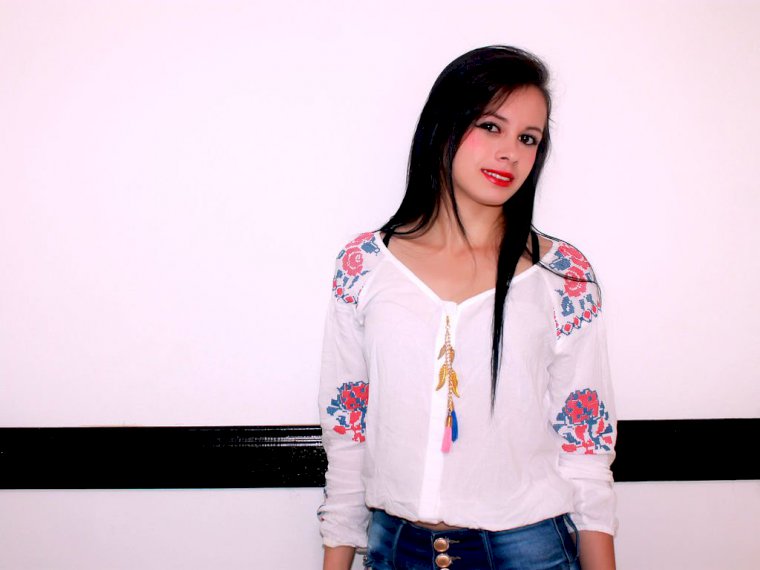 KristyHill's profile - Image n°1