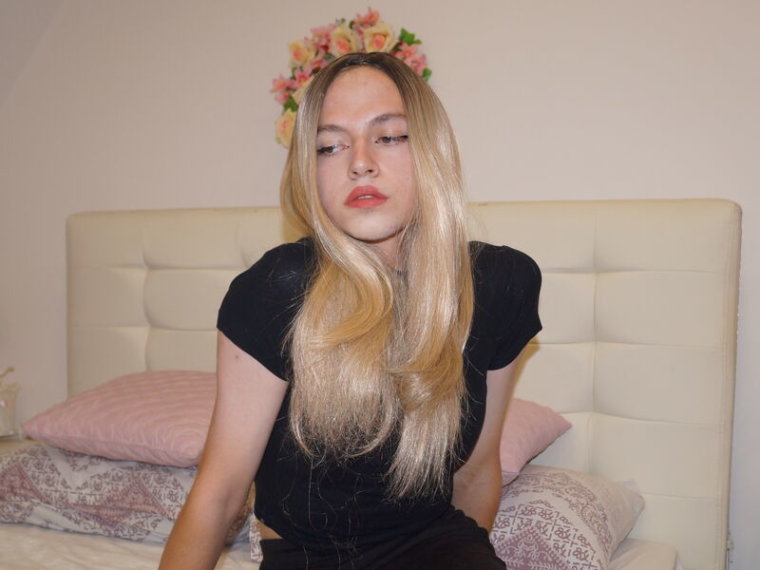 KristynAndrews's profile - Image n°0