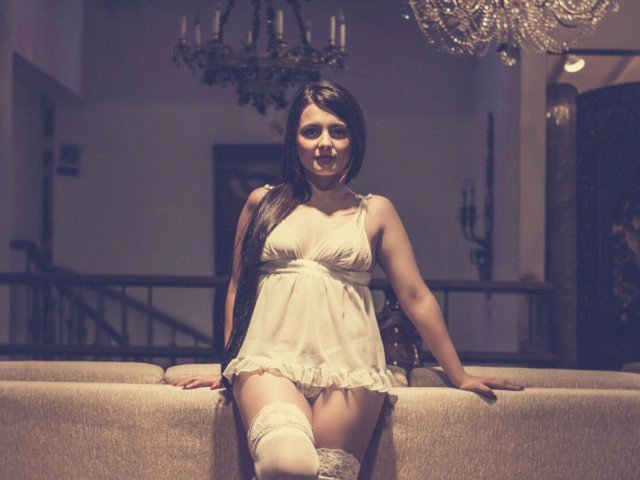 KristynKreuk's profiel - Afbeelding n°8