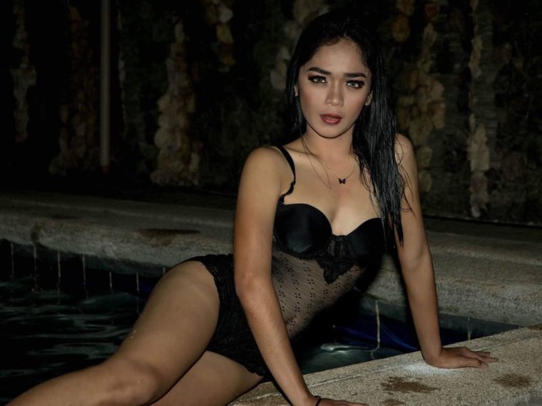 KylieSteele's profile - Image n°1