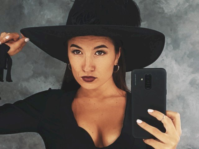 louvtolovee's profile - Image n°2