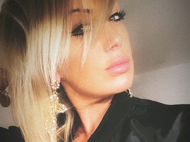 LEENNA's profile - Image n°0