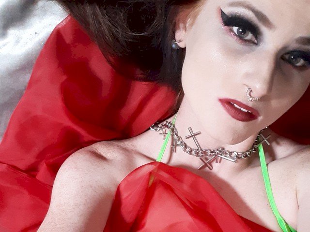 LilithLatex's profile - Image n°0