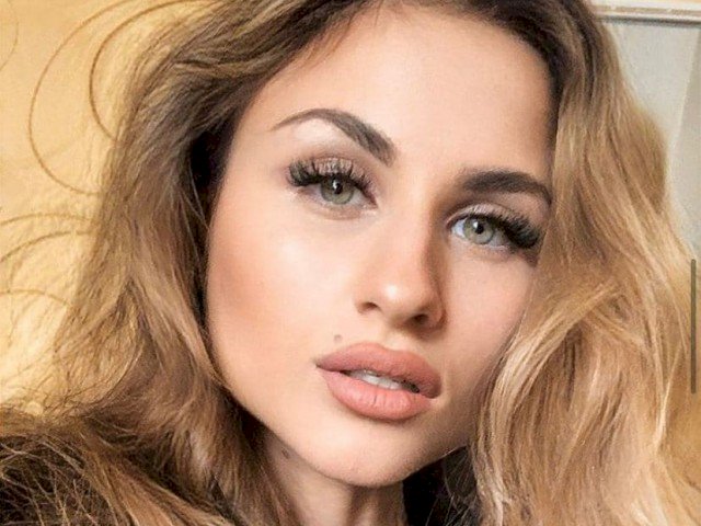 Lorensia's profile - Image n°0
