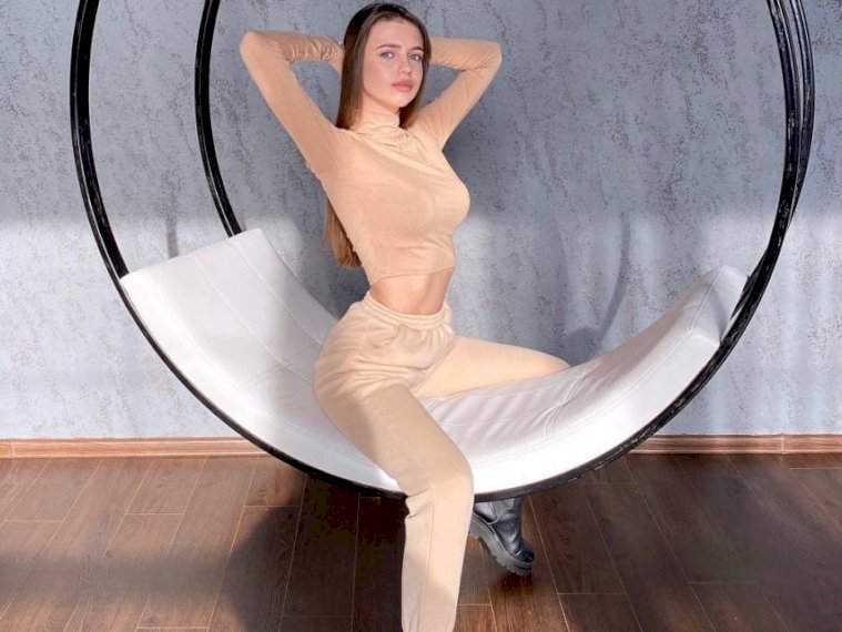 LenaMoscow's profile - Image n°0