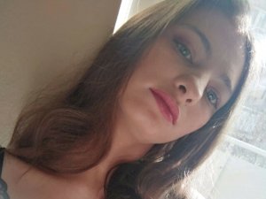 Laura0068's Sexcam