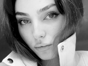 LuciaXXX's Sexcam