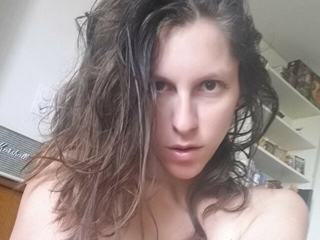 LinaDine's profile - Image n°0