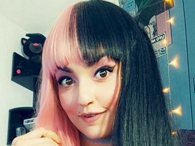 lolapurple's profile - Image n°1