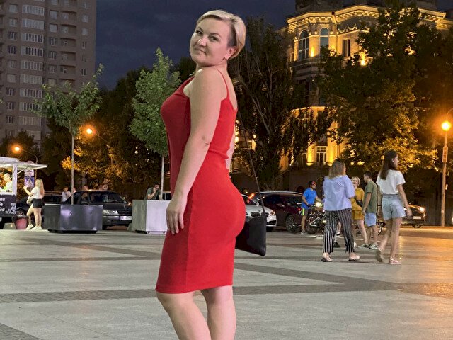 LadyRed's profile - Image n°1
