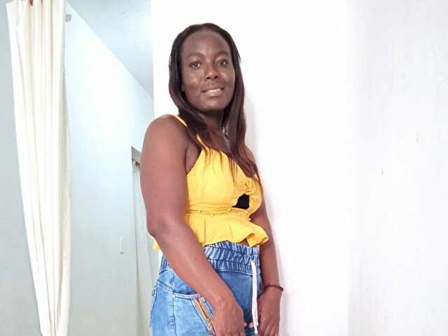LucecitaWild's profile - Image n°2