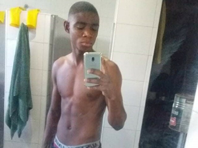 latreel's profile - Image n°0