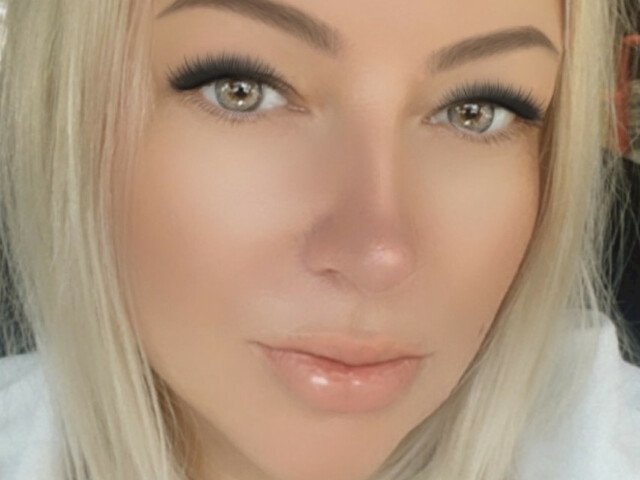 Lola's profile - Image n°0