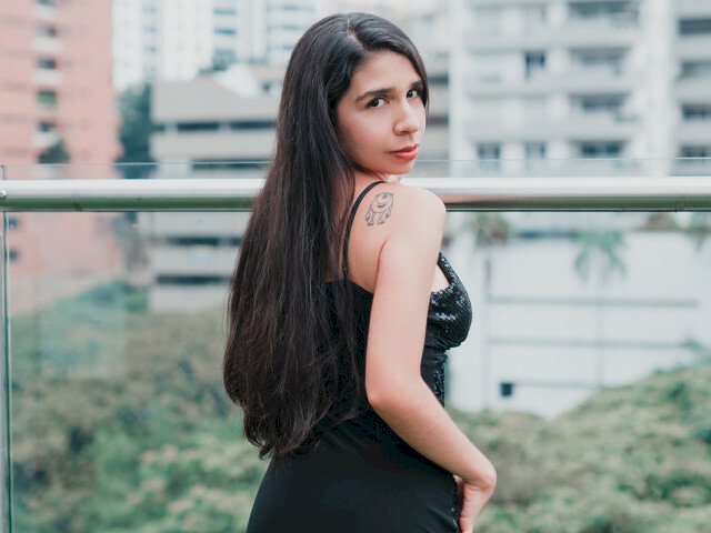 LizyFrerrara's profile - Image n°1