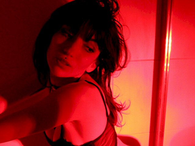 LolaMendez's profile - Image n°2