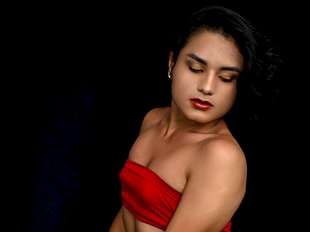 LuMendez's profile - Image n°3