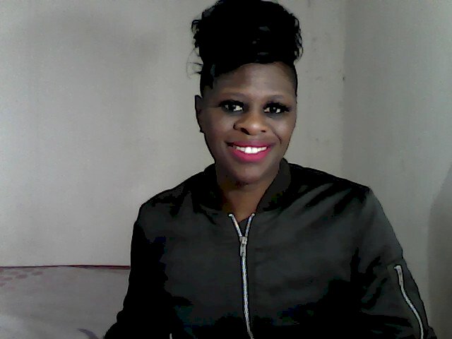 lonay's profile - Image n°1