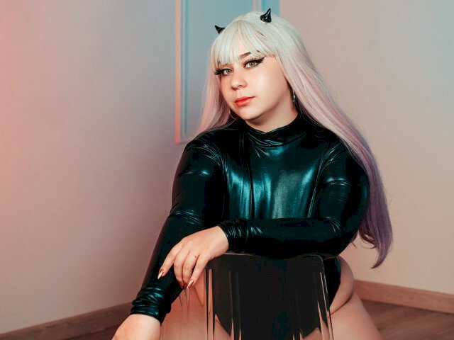 LisAnomala's profile - Image n°2