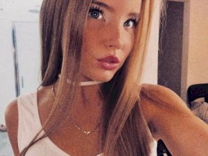 LolaSunshine's Sexcam