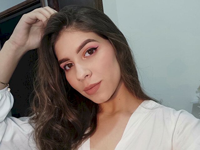Loriwhitee's profile - Image n°2