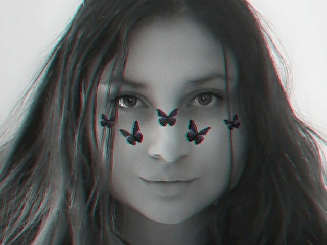 LizzyDaniels's profile - Image n°0