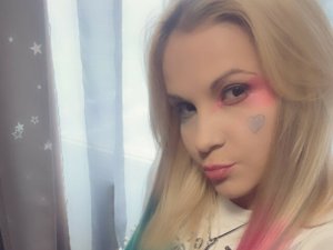 Larajustfu's Sexcam