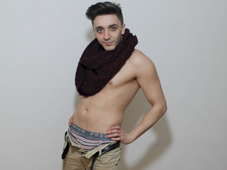 L3onard0's profile - Image n°0