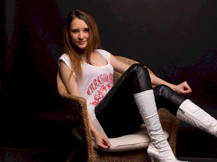 LanaDell's profile - Image n°0