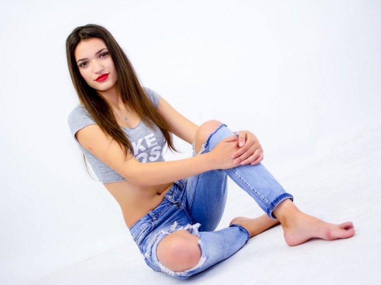 LaraReid's profile - Image n°0