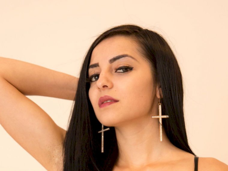 LaraSunshine's profile - Image n°0