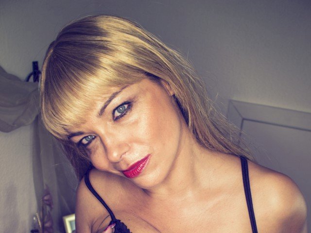 LatinaMILF's profiel - Afbeelding n°11