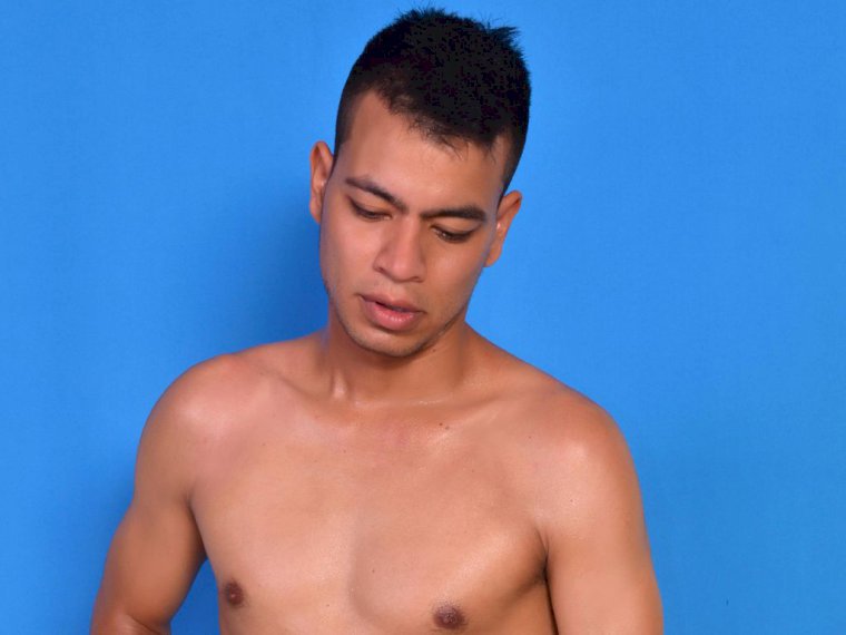 LatinCock4Ux1x's profile - Image n°0