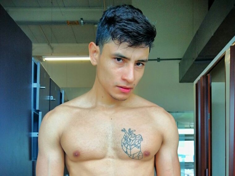 latino4younow's profile - Image n°1