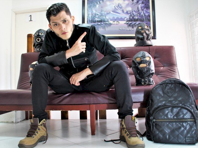 LatinSucker's profile - Image n°2