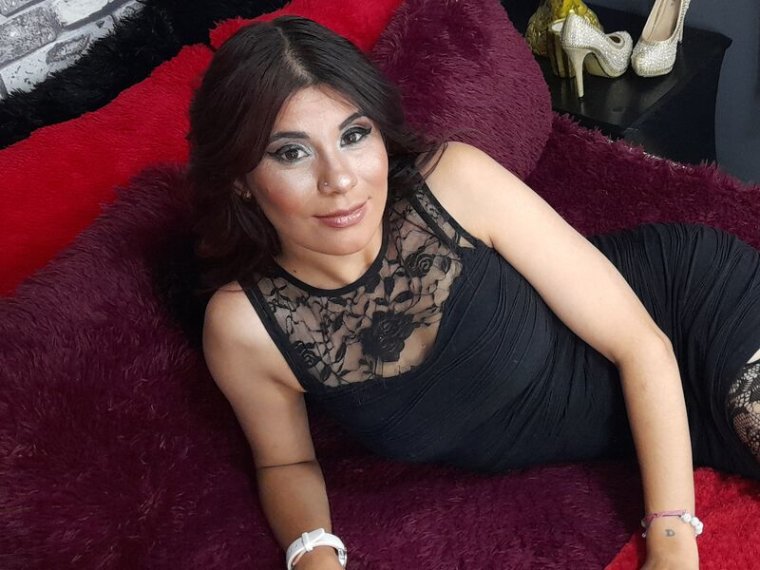 LauraBrandon's profile - Image n°0