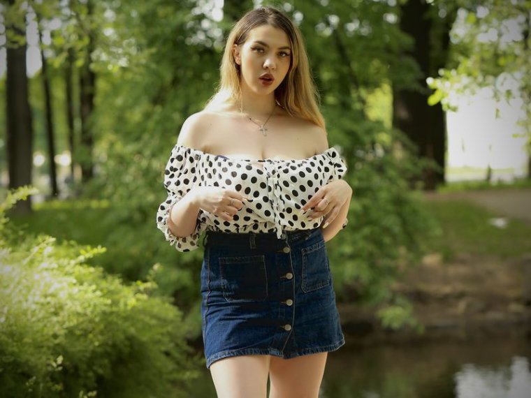 LauraDodson's profile - Image n°0