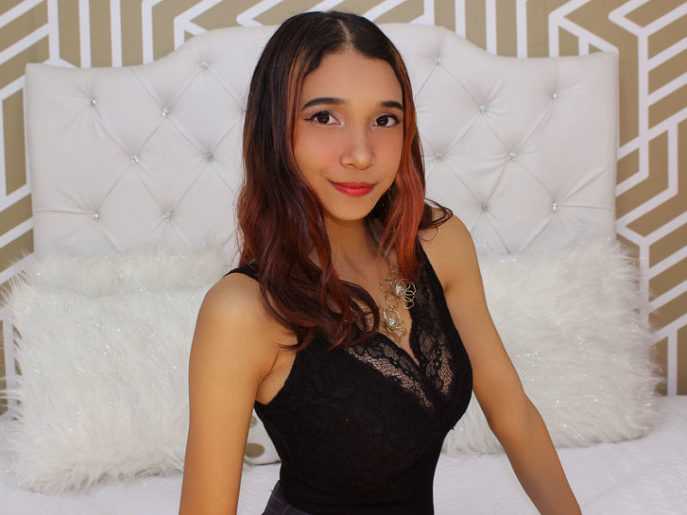 LauraRossy's profile - Image n°0